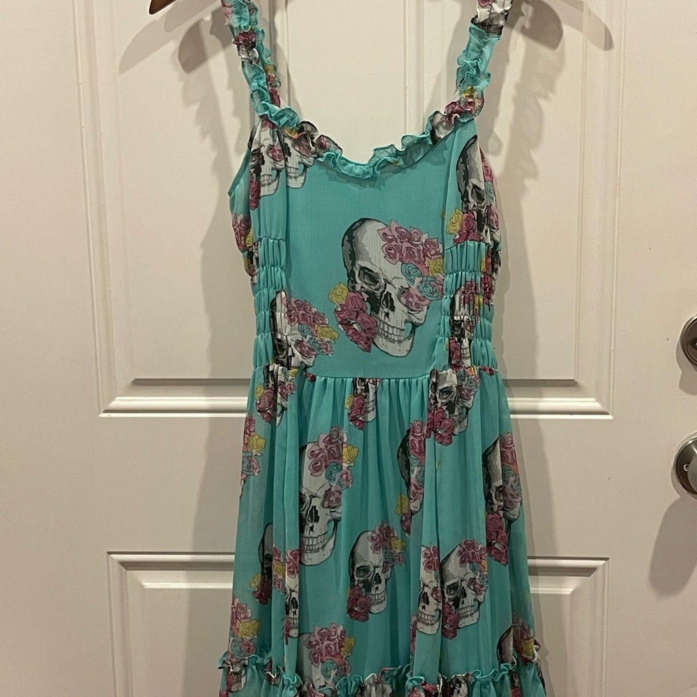 Sundress from hot topic, size small